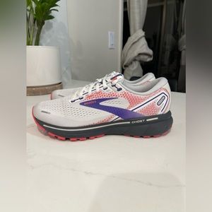 Women’s Brooks Ghost 14 Size 8.5 Used